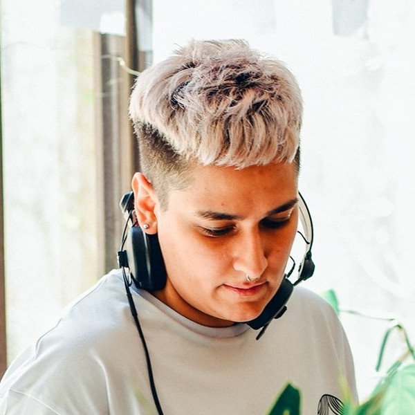 Nesa Azadikhah
