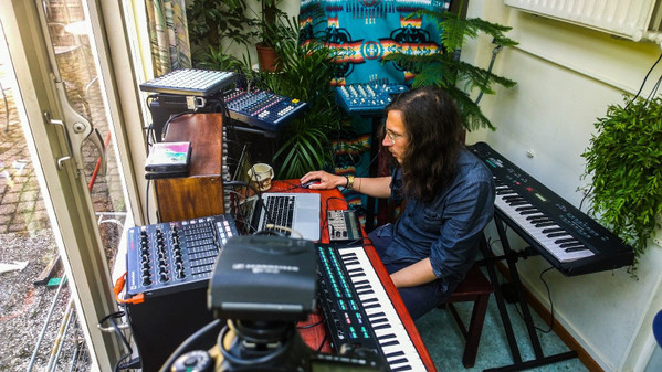 Legowelt